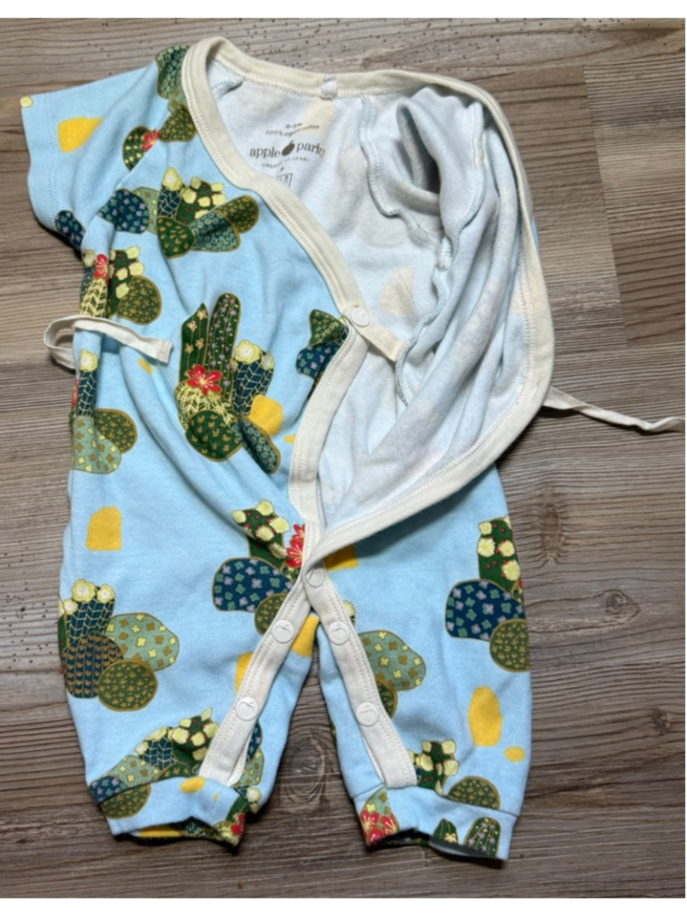 Apple Park Organic Cotton Kimono Romper size 0-3 months - Picture 4 of 5